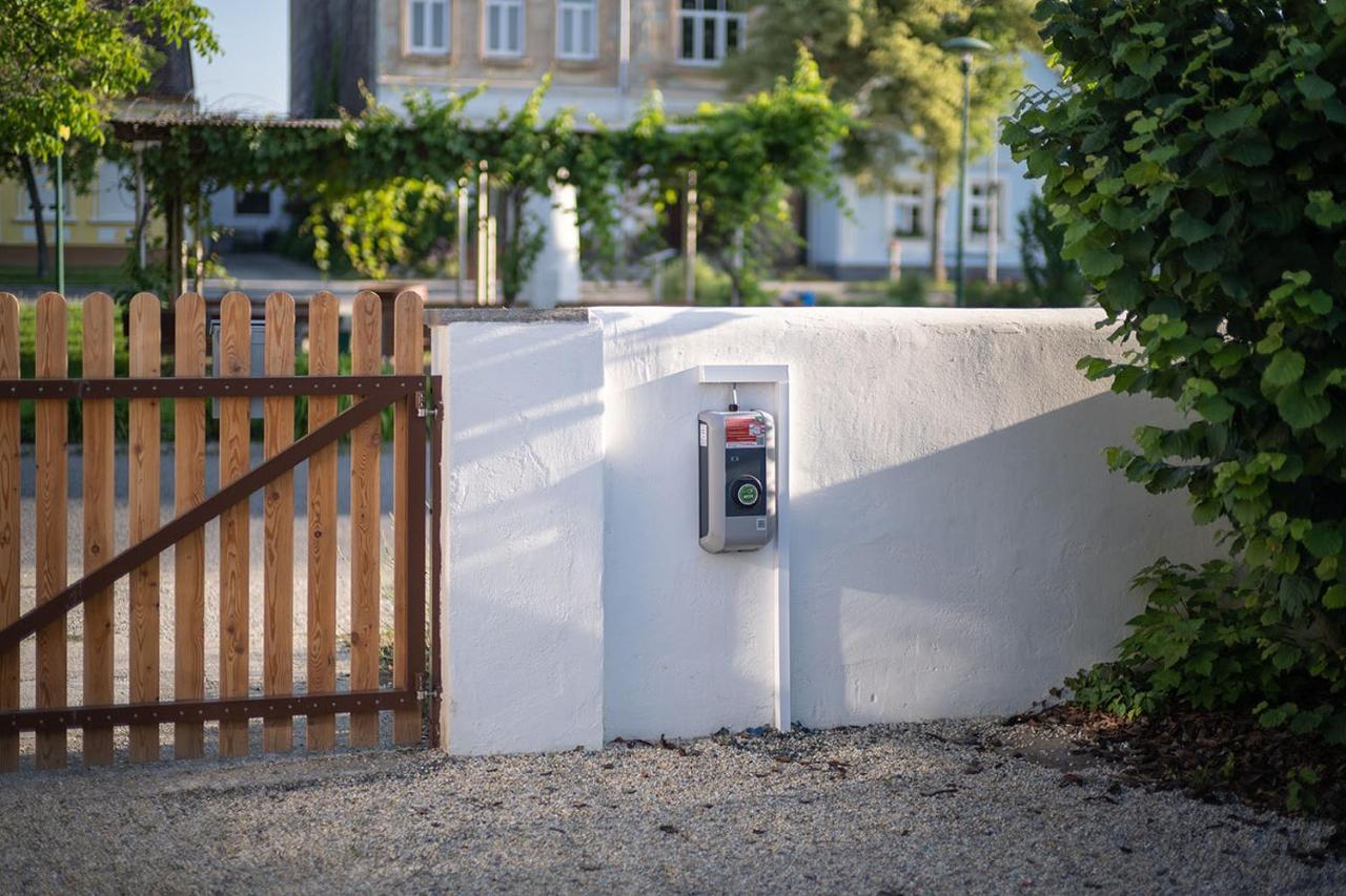 Tschardakenhof Appartements Lutzmannsburg Exterior foto